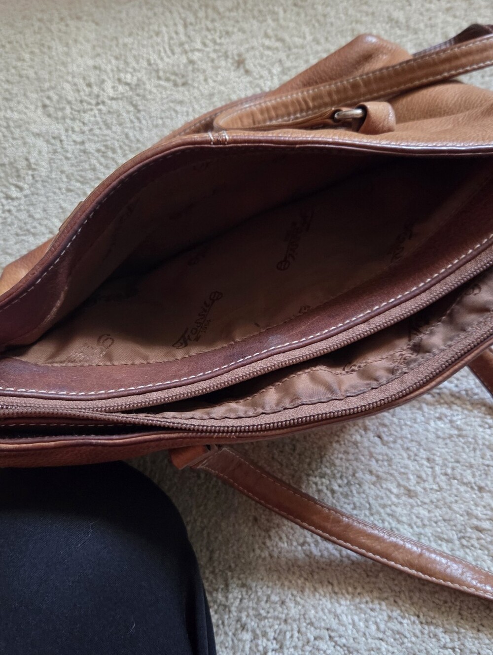Brown Leather Fossil Purse, Shoulder Bag